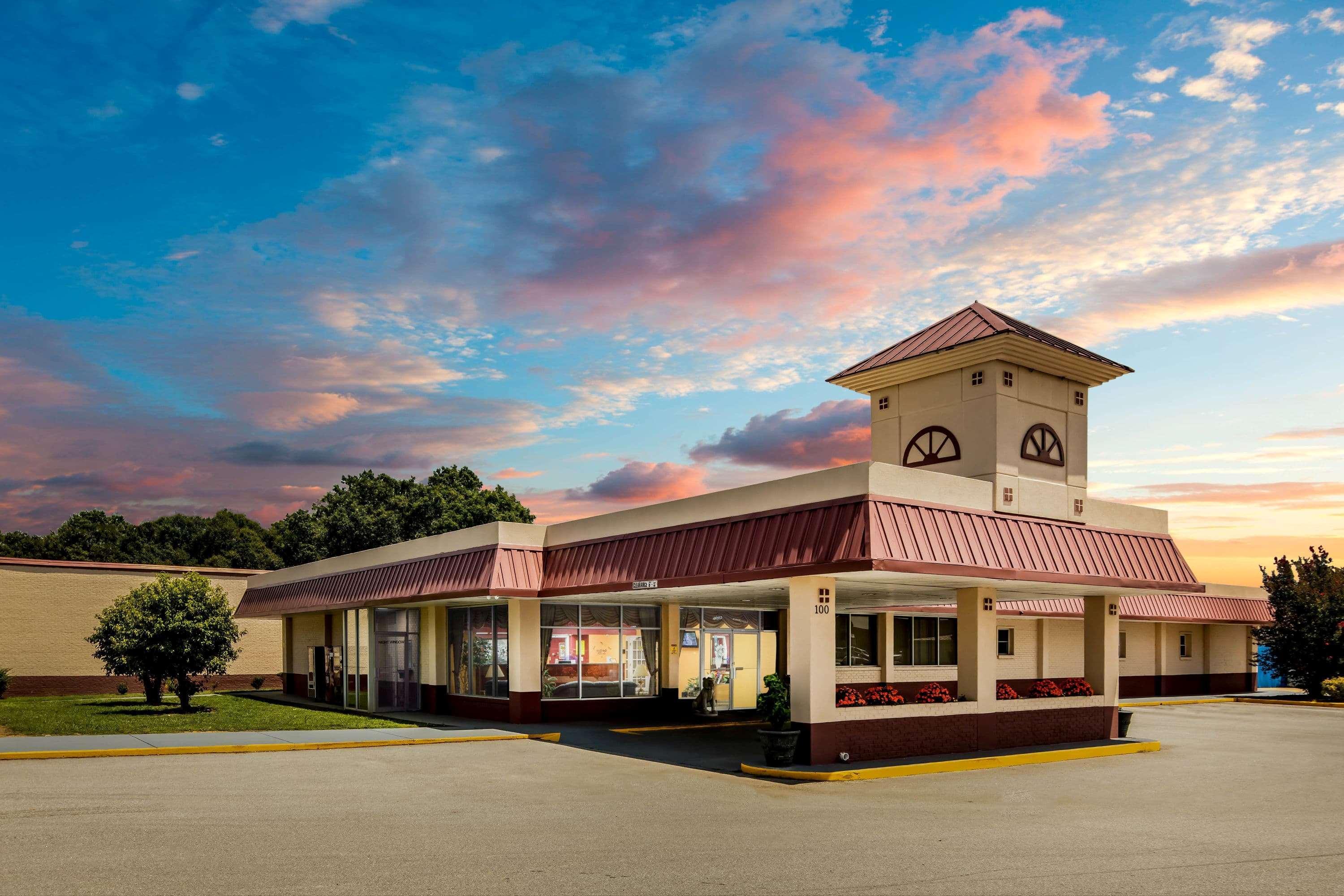 Hotel Super 8 By Wyndham Gaffney Extérieur photo