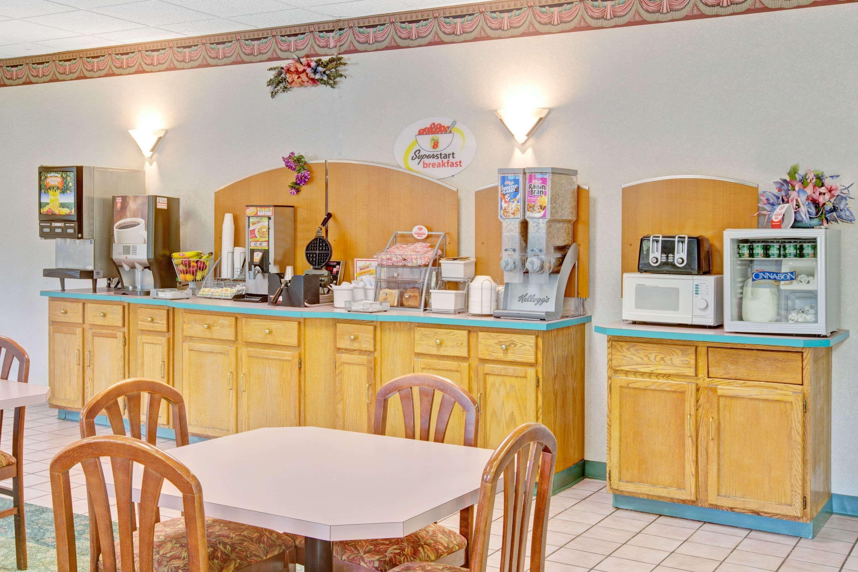Hotel Super 8 By Wyndham Gaffney Extérieur photo