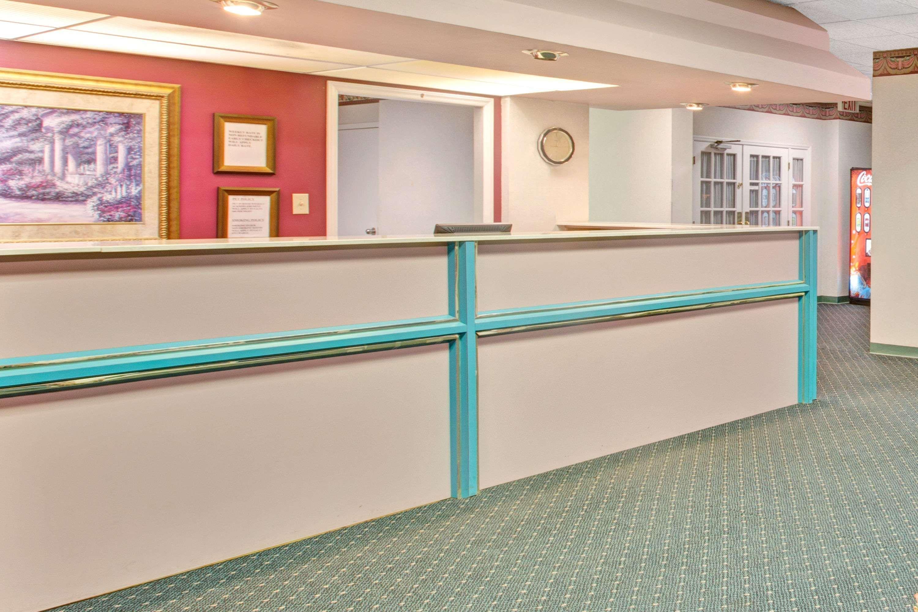 Hotel Super 8 By Wyndham Gaffney Extérieur photo