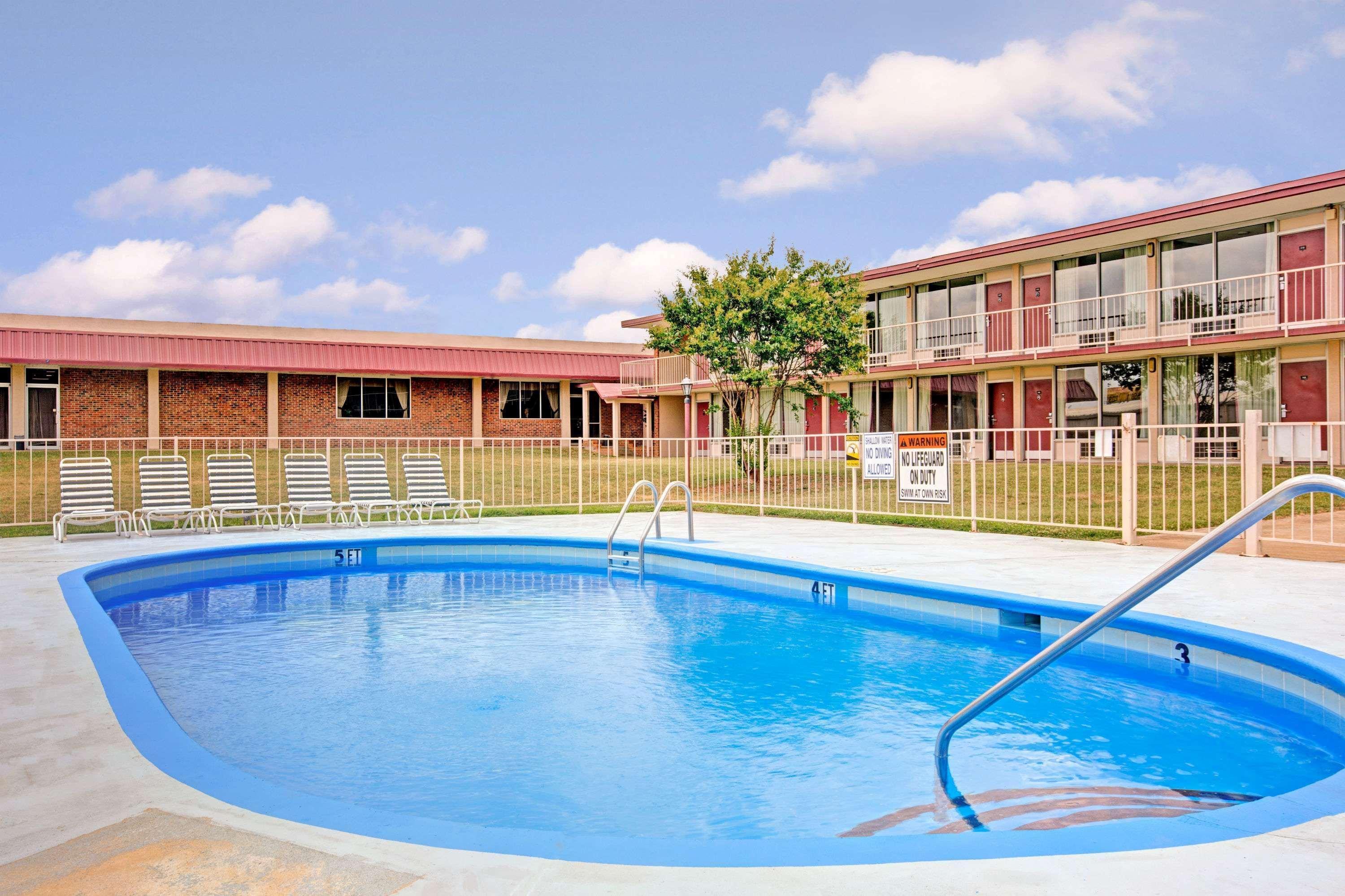 Hotel Super 8 By Wyndham Gaffney Extérieur photo