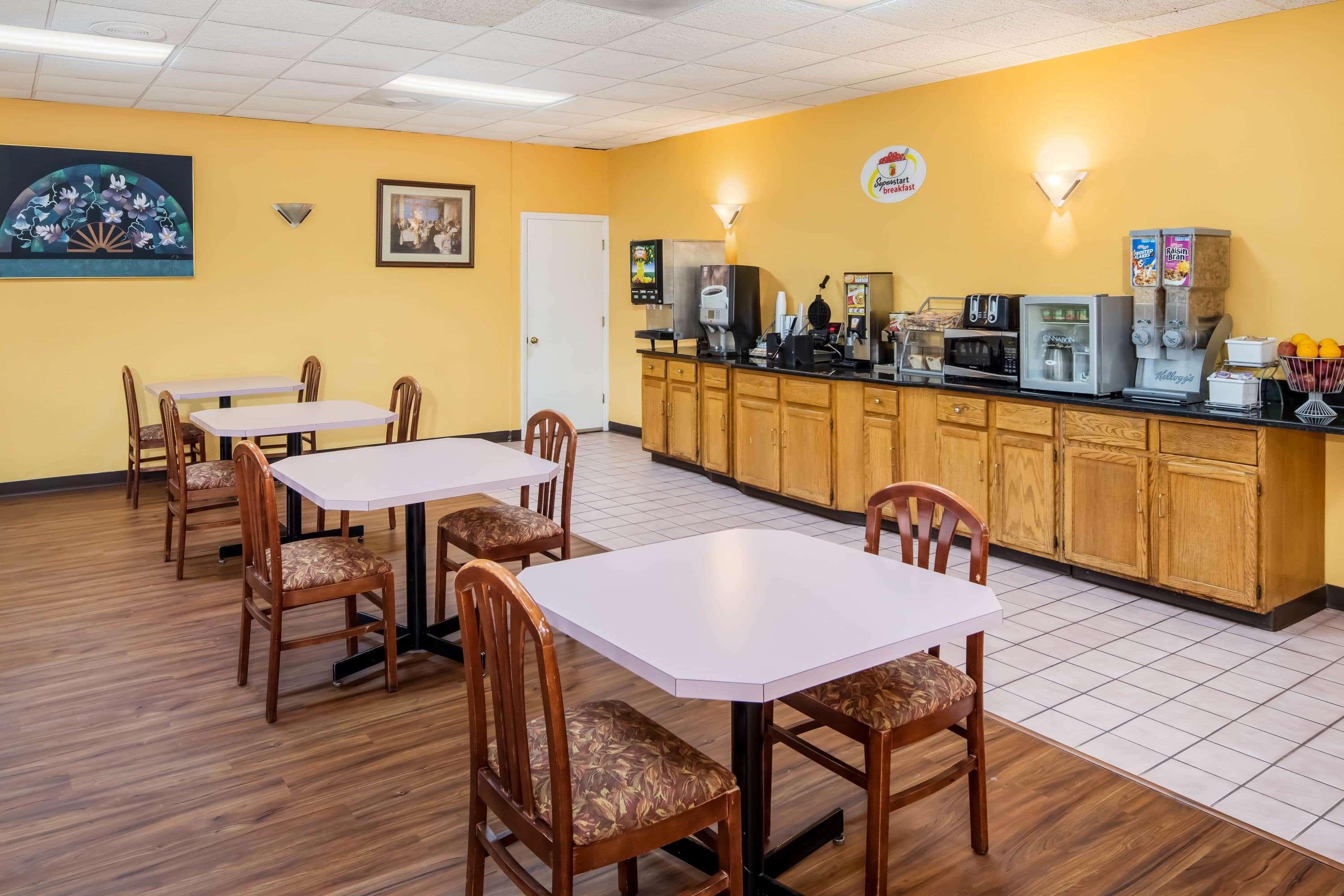 Hotel Super 8 By Wyndham Gaffney Extérieur photo