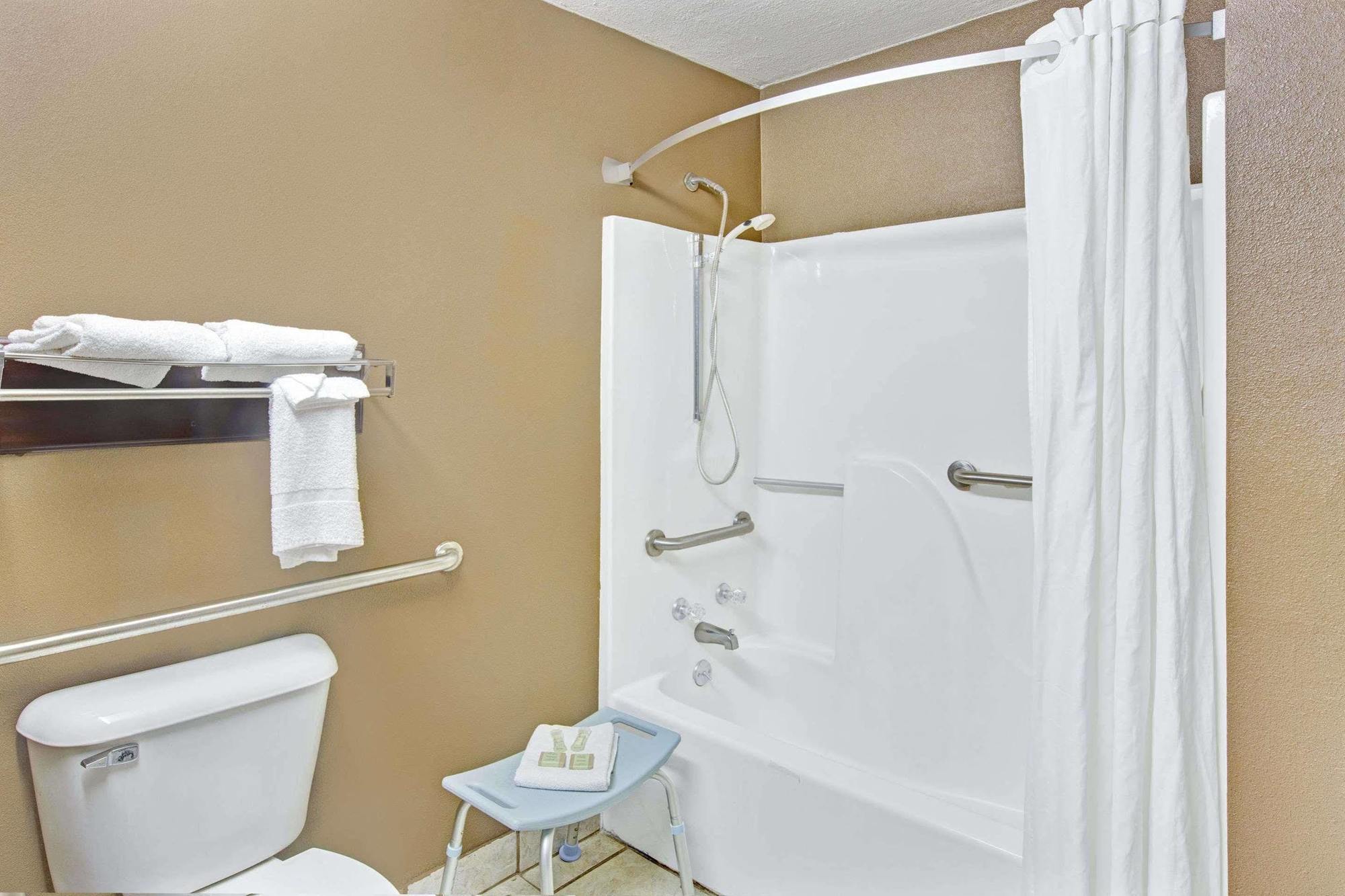 Hotel Super 8 By Wyndham Gaffney Extérieur photo